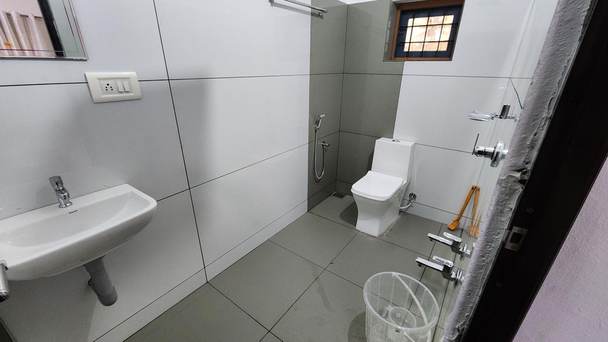 Ebs Guest House Недумбассери Экстерьер фото